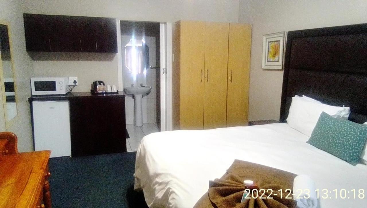 Hemmingways Bed & Breakfast King William's Town Dış mekan fotoğraf