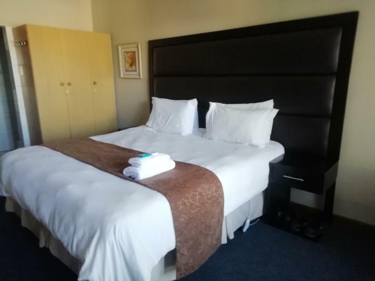 Hemmingways Bed & Breakfast King William's Town Dış mekan fotoğraf